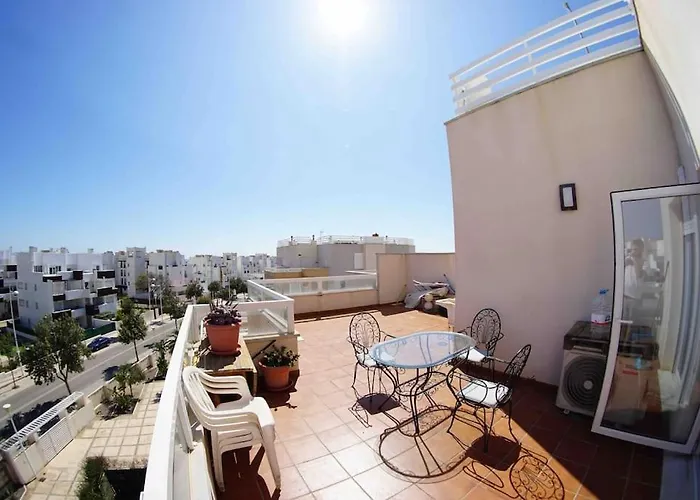 Atico Con Terraza En El Toyo